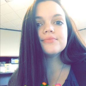 Meet your Posher, Brittney